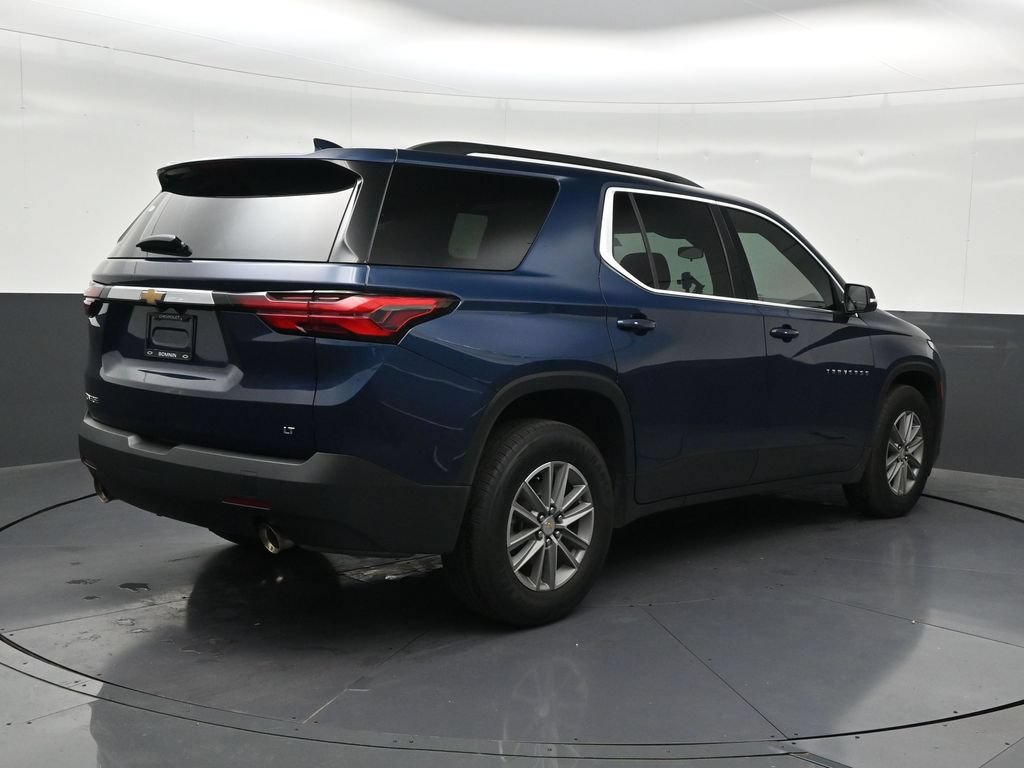 Used 2023 Chevrolet Traverse LT FWD image 5