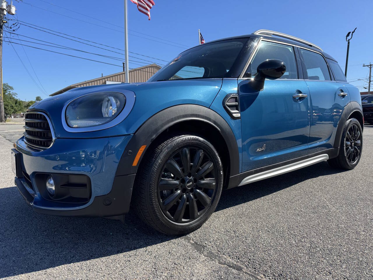 Used 2017 MINI Cooper Countryman ALL4 AWD/4WD image 3