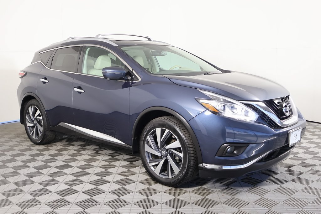 Used 2017 Nissan Murano Platinum w/ Platinum Technology Package FWD image 3