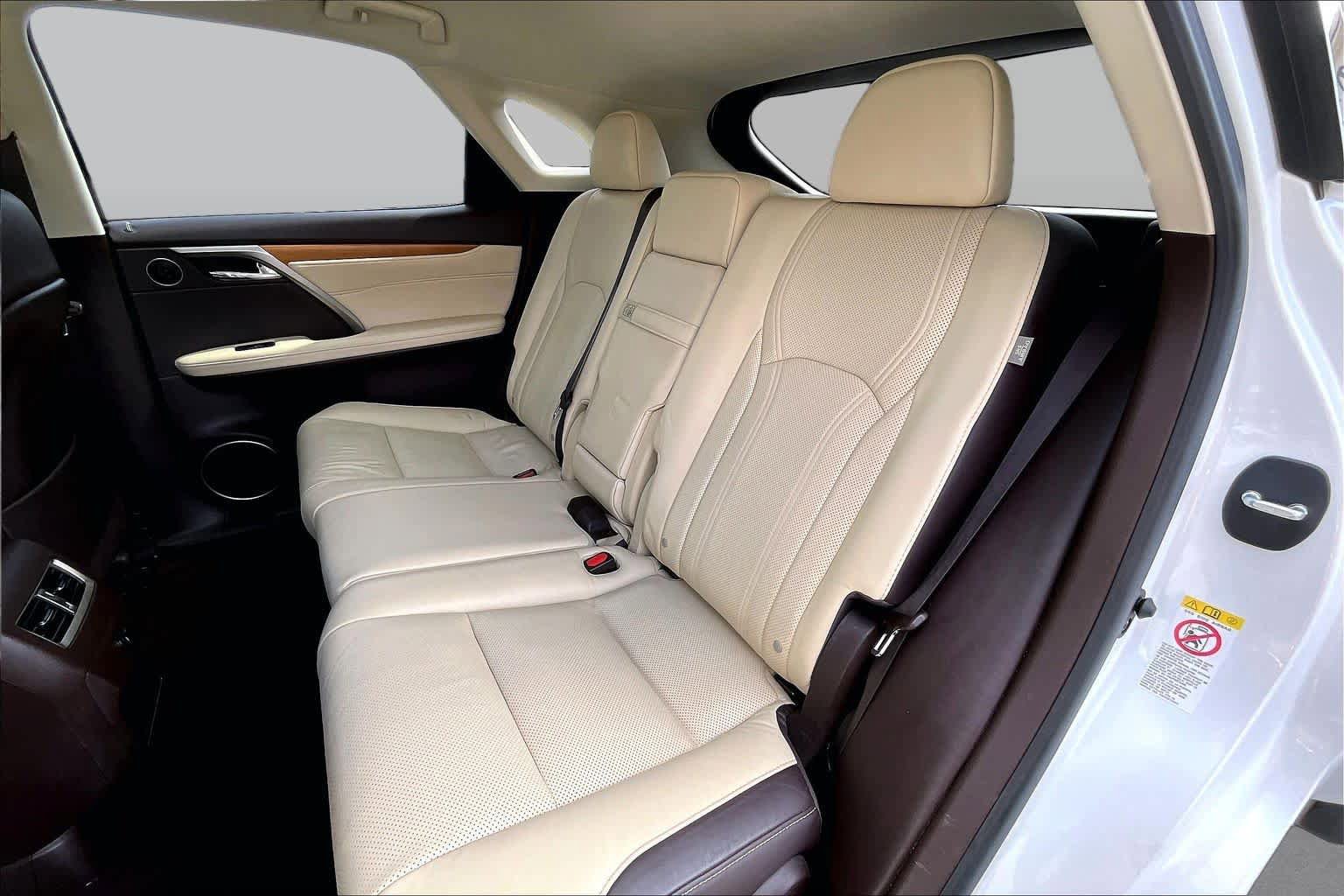 Used 2019 Lexus RX 450h AWD w/ Navigation Package image 18