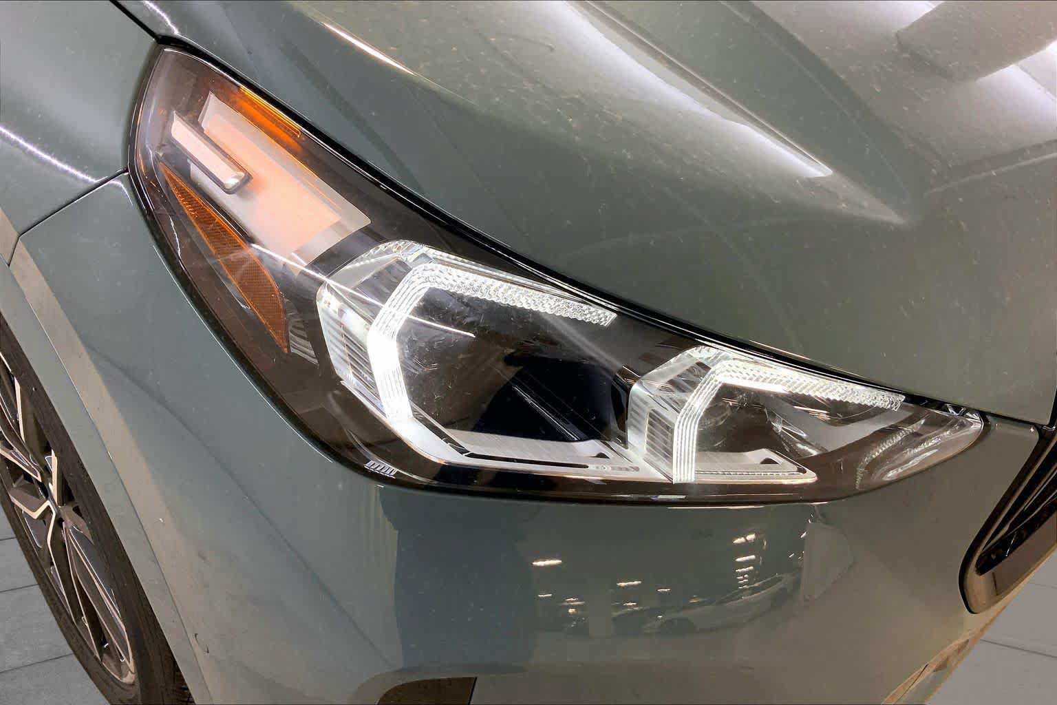 New 2026 BMW X1 xDrive28i w/ Technology Package AWD/4WD image 13