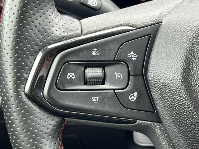 Used 2024 Chevrolet Trax RS w/ Driver Confidence Package FWD image 19