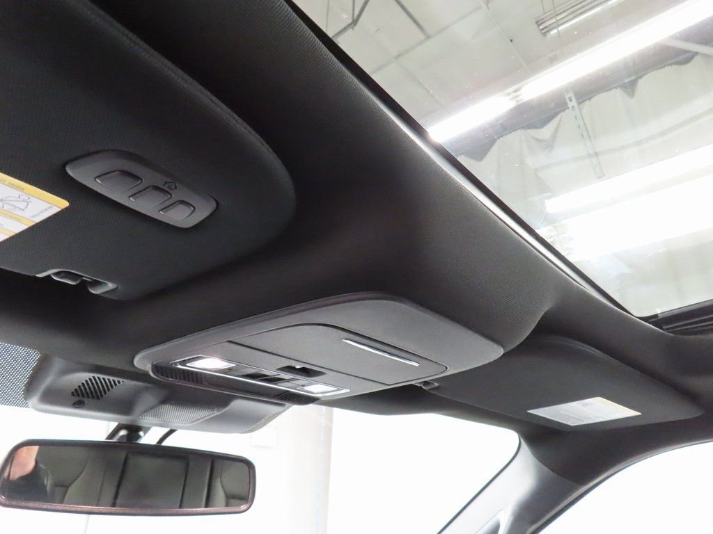 Used 2024 Ford F150 Lariat w/ Equipment Group 502A High image 28