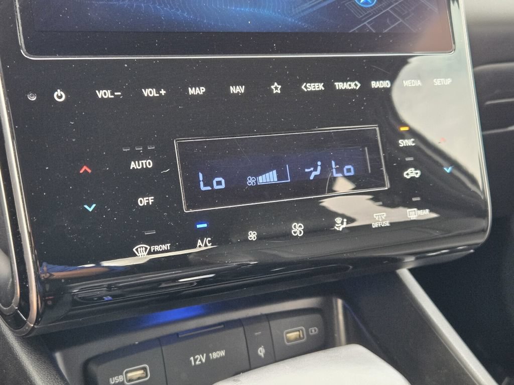 Certified 2024 Hyundai Santa Cruz Limited AWD/4WD image 21