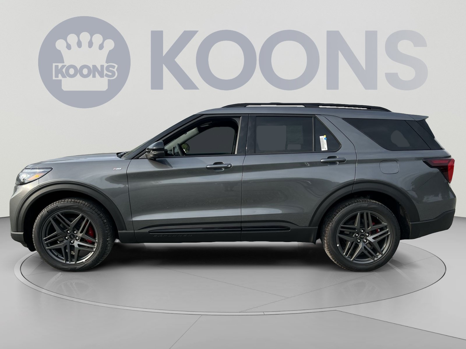 New 2026 Ford Explorer ST-Line w/ ST-Line Street Pack AWD/4WD image 2