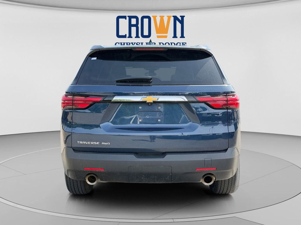Used 2023 Chevrolet Traverse LS AWD/4WD image 4