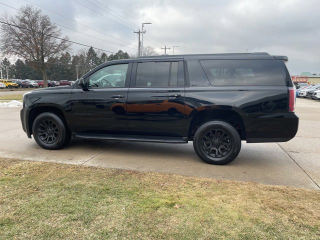 Used 2018 GMC Yukon XL SLT image 11