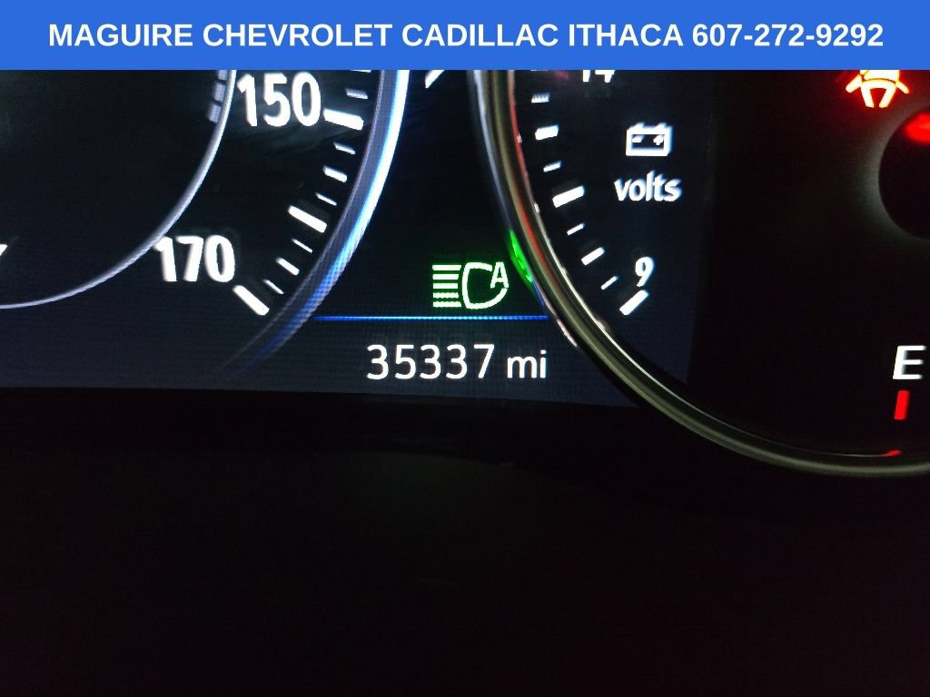 Used 2023 Buick Enclave Premium w/ Experience Buick Package AWD/4WD image 23