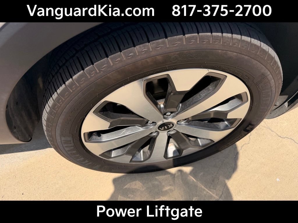 Certified 2021 Kia Telluride EX w/ EX Premium Package AWD/4WD image 11