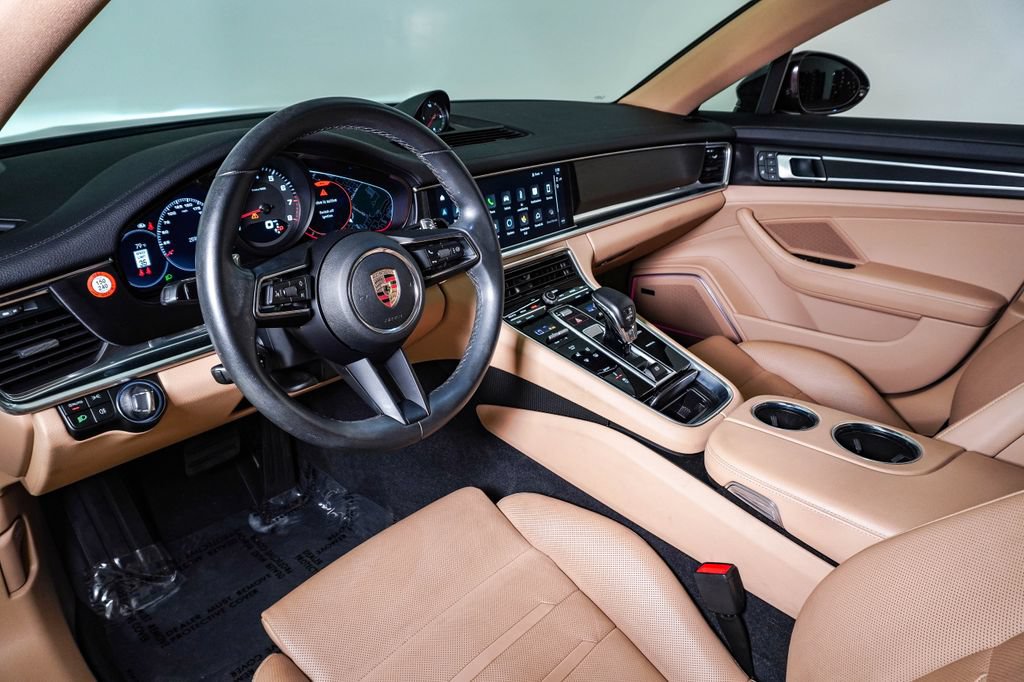 Certified 2023 Porsche Panamera 4 Platinum Edition AWD/4WD image 4