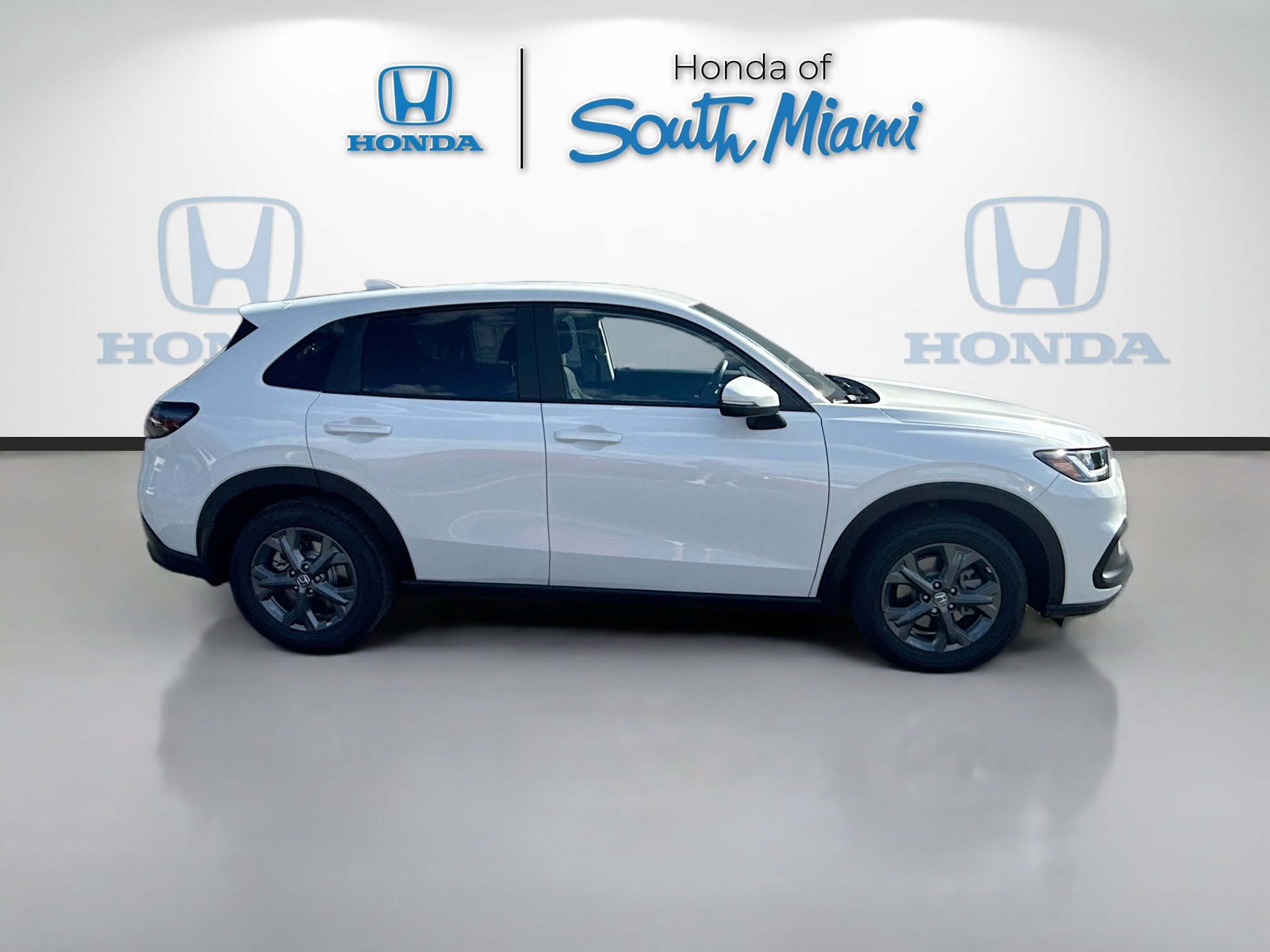 New 2026 Honda HR-V LX image 8