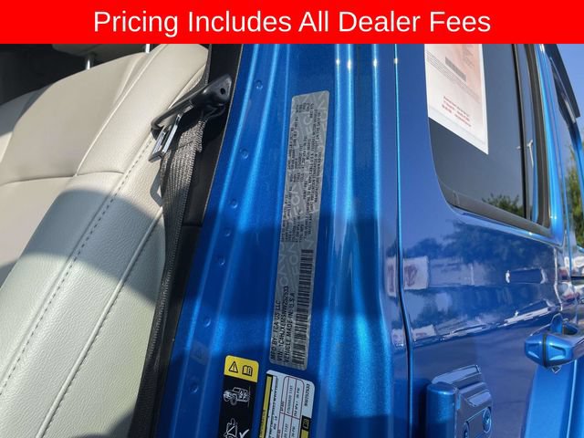 Used 2022 Jeep Wrangler Unlimited Sahara AWD/4WD image 36