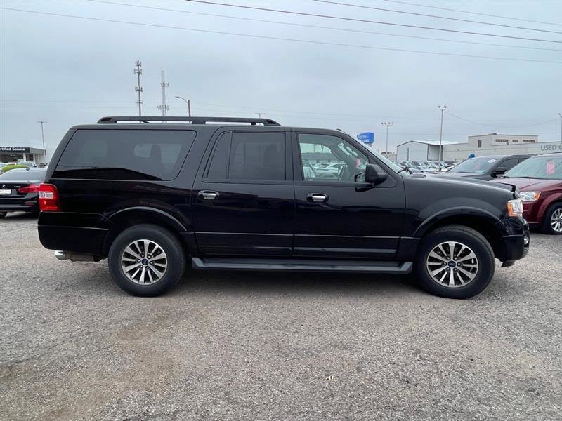 Used 2017 Ford Expedition EL XLT image 12
