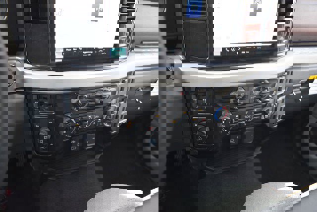 New 2026 Ford F250 XLT w/ XLT Premium Package image 12