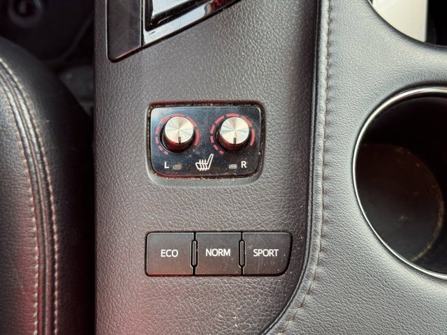 Used 2018 Toyota Avalon XLE image 20