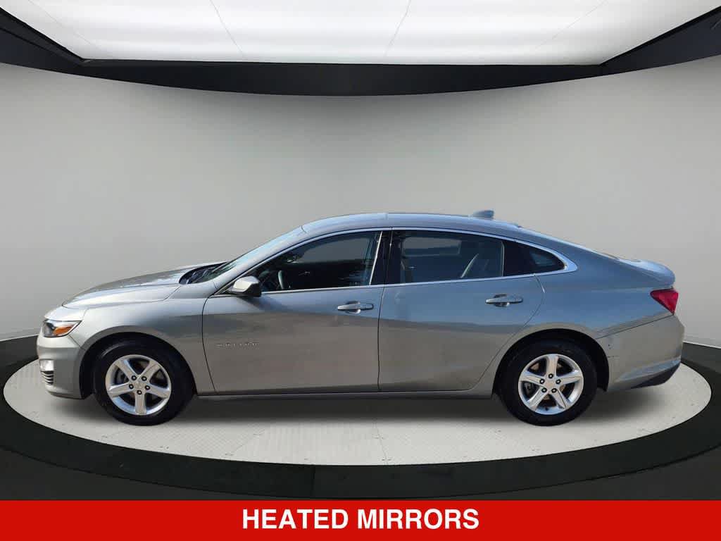 Used 2024 Chevrolet Malibu LT FWD image 3