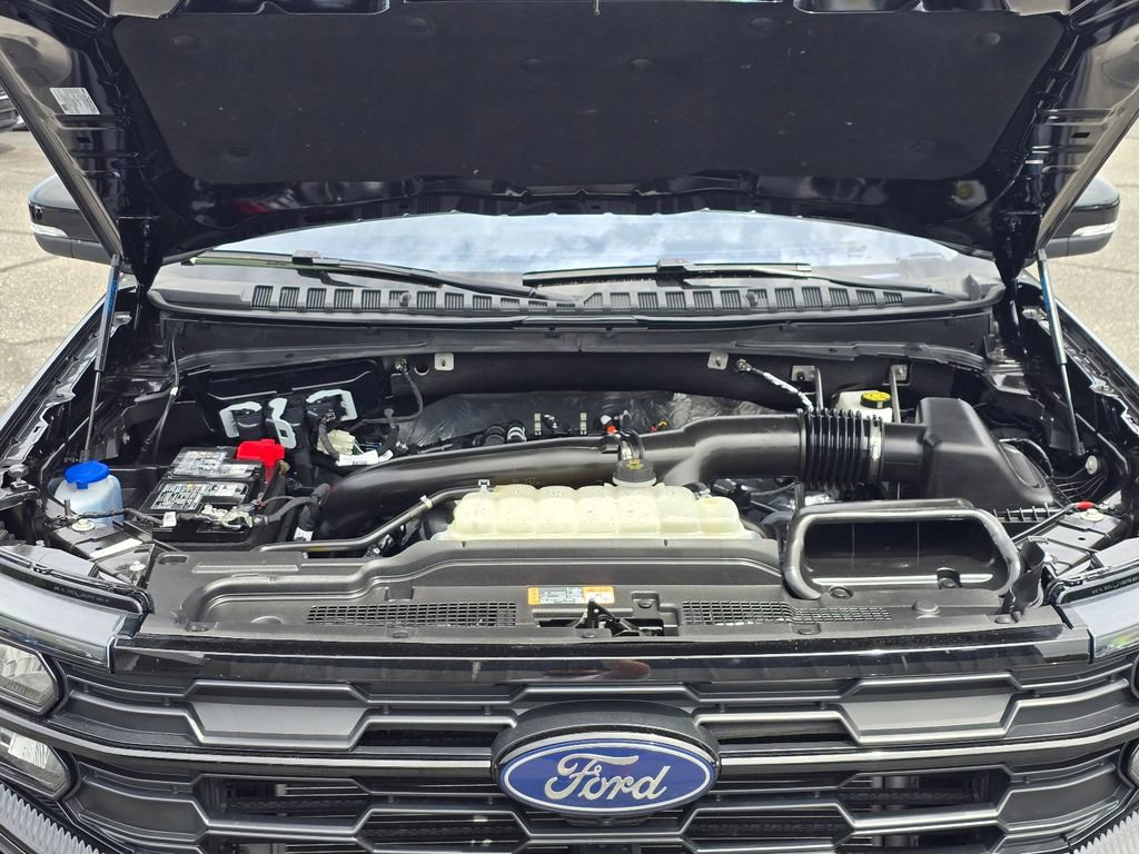 Used 2025 Ford Expedition Active RWD image 27