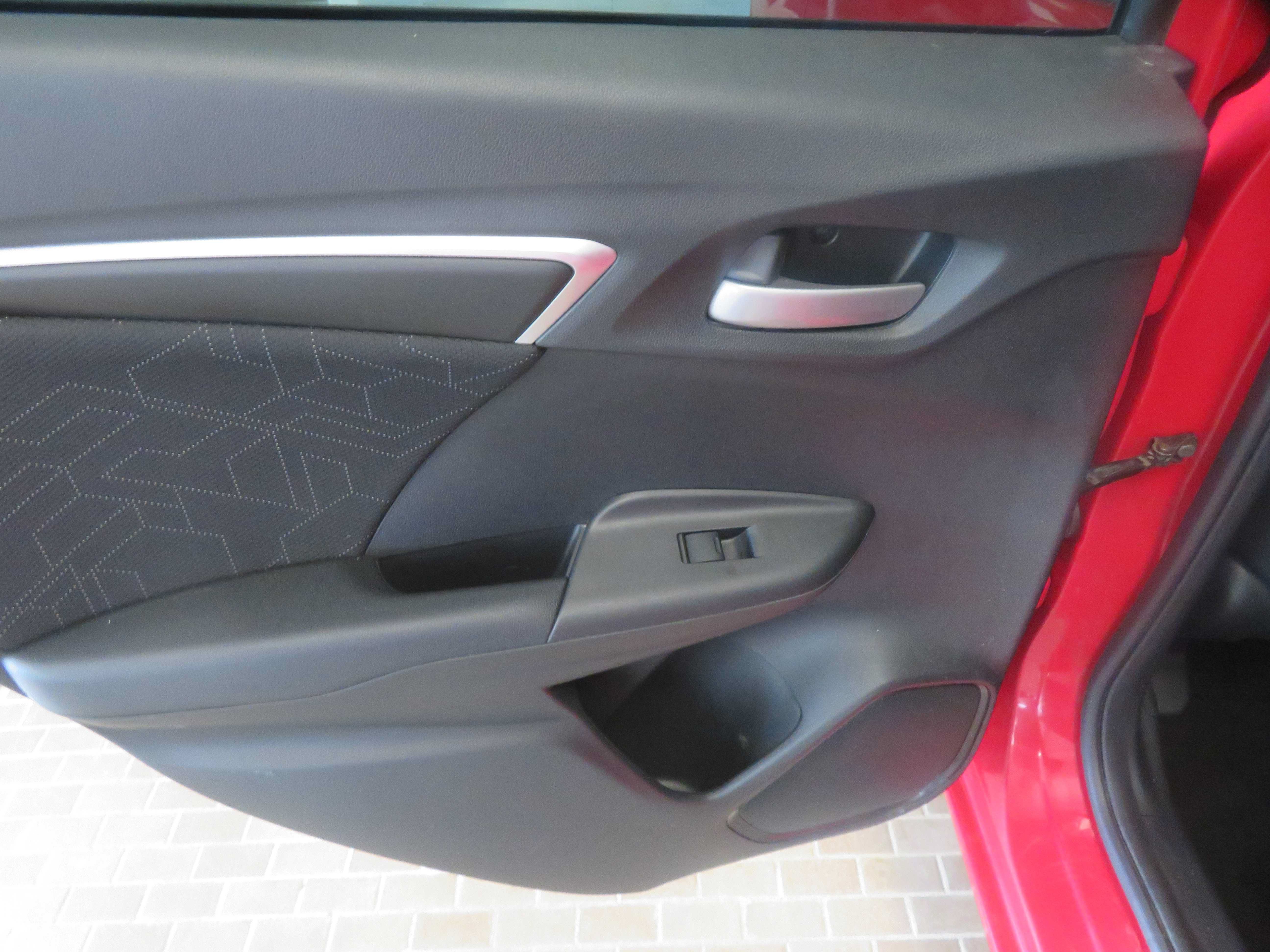 Used 2015 Honda Fit EX image 18
