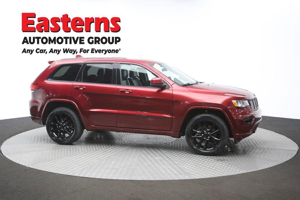 Used 2021 Jeep Grand Cherokee Laredo X image 45