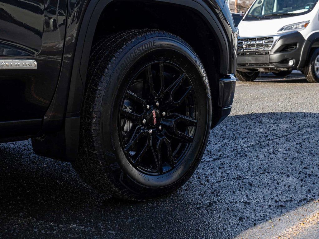 Used 2026 GMC Sierra 1500 Elevation image 9