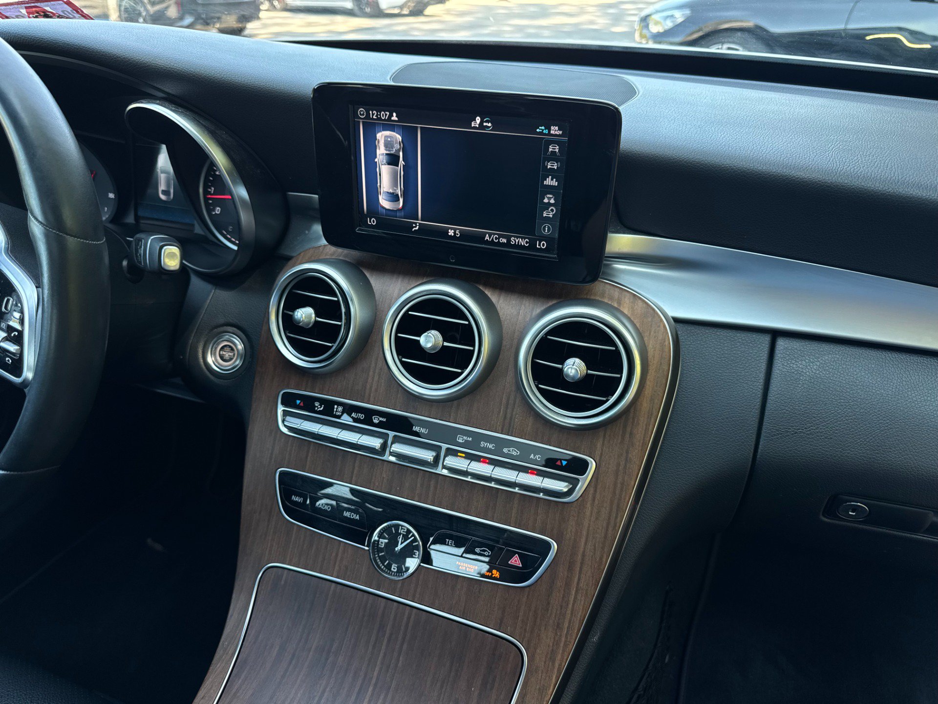 Used 2019 Mercedes-Benz C 300 4MATIC Sedan image 26