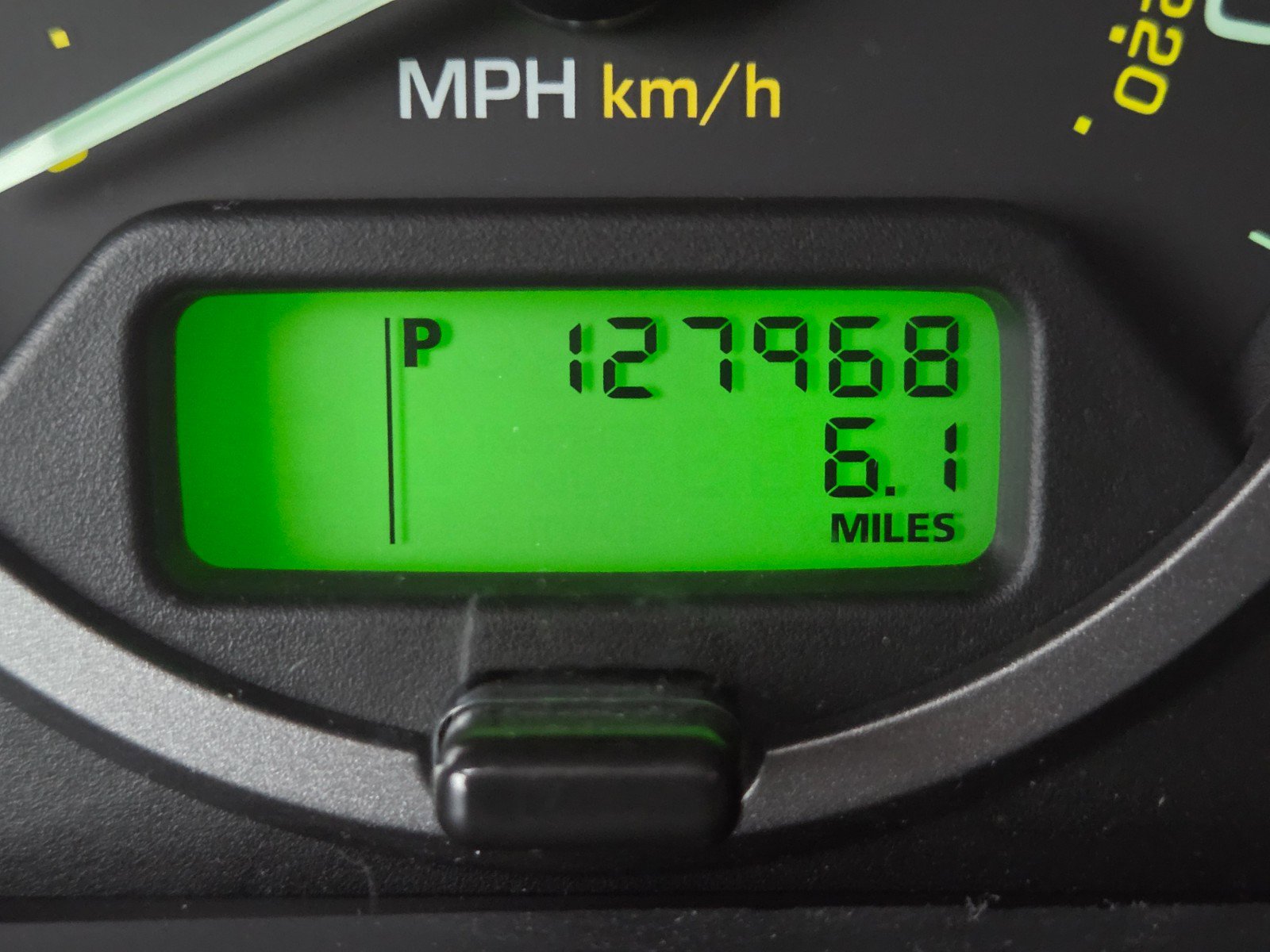 Used 2012 Land Rover LR2 HSE image 20