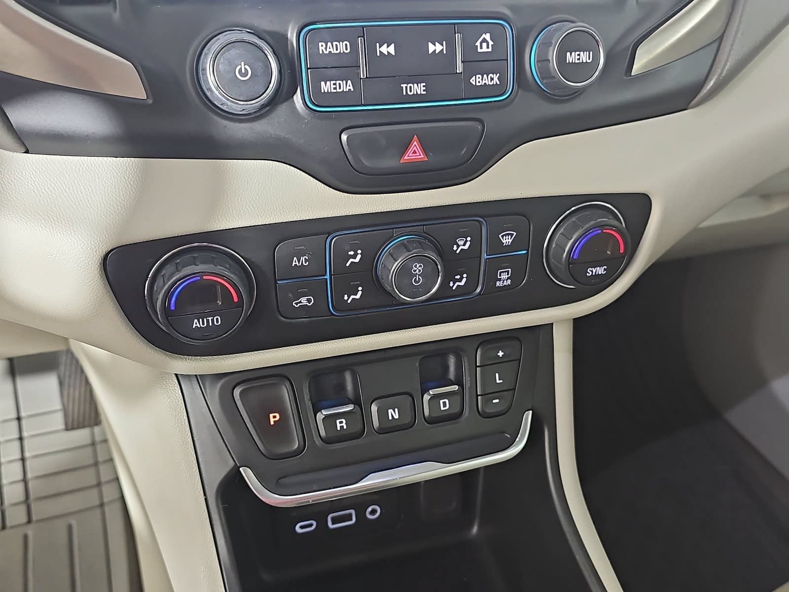 Used 2018 GMC Terrain Denali w/ Advanced Safety Package FWD image 20