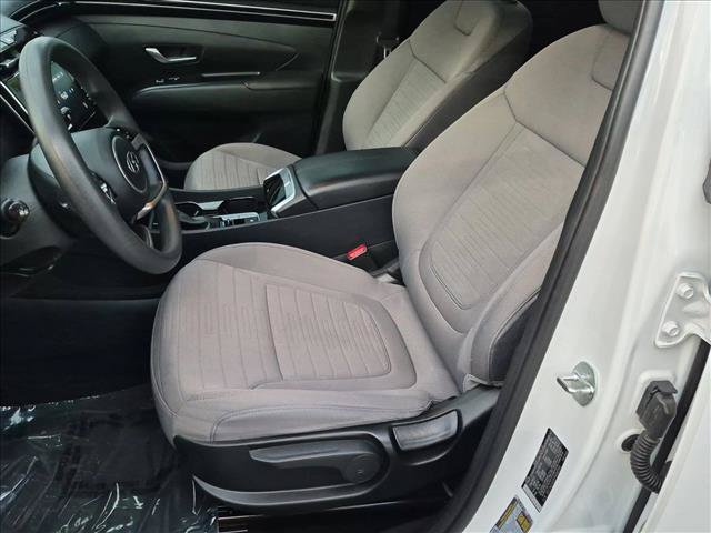 Used 2023 Hyundai Santa Cruz SE AWD/4WD image 15