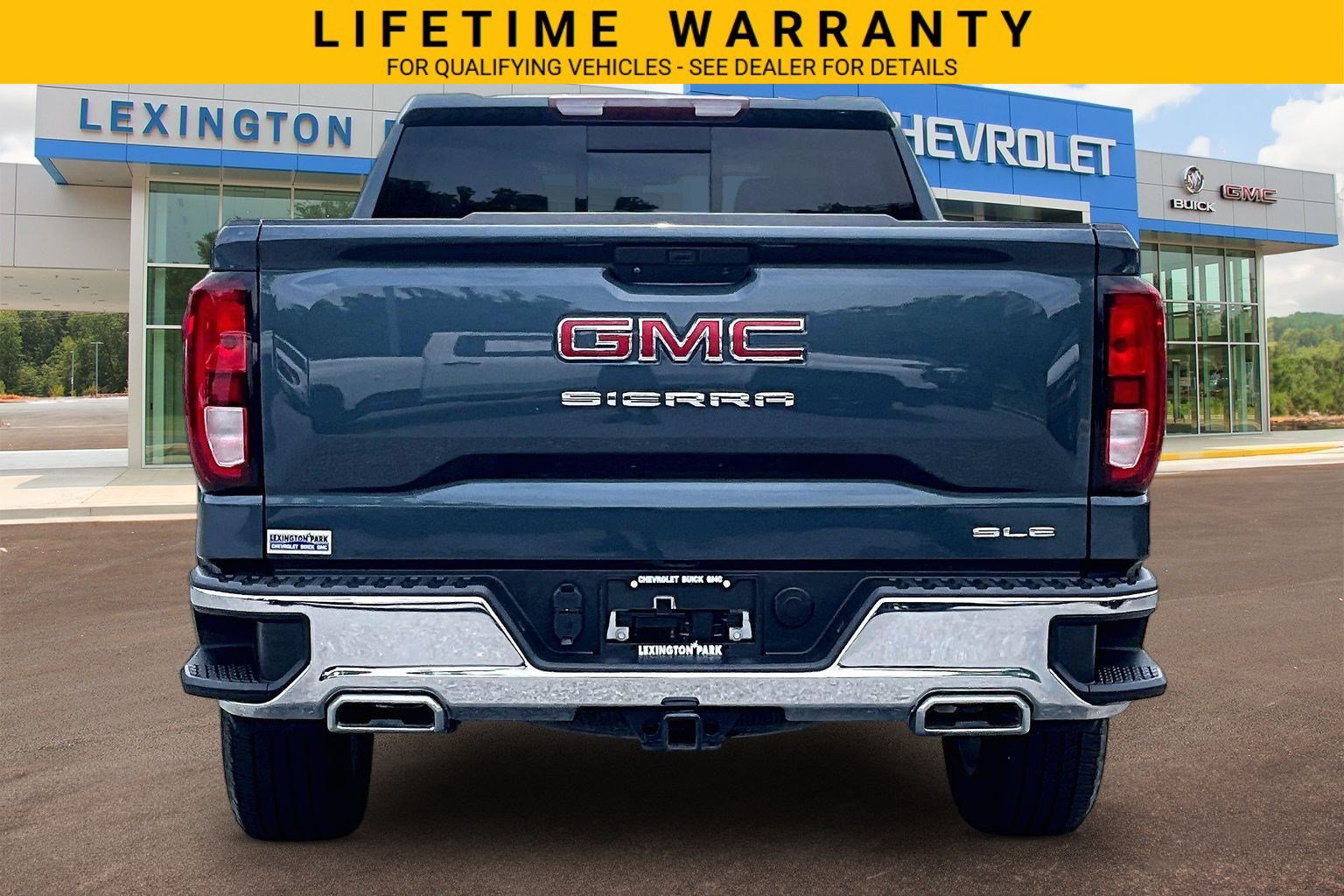 Used 2020 GMC Sierra 1500 SLE w/ SLE Value Package AWD/4WD image 4