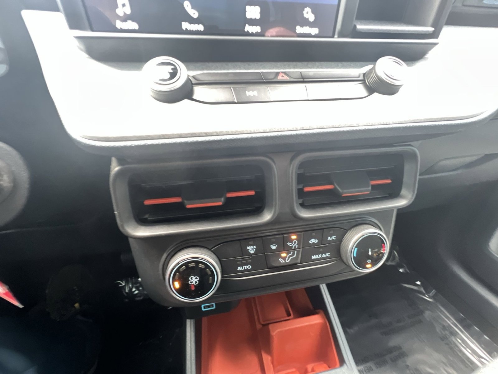 Certified 2022 Ford Maverick XLT w/ Equipment Group 300A Standard image 20