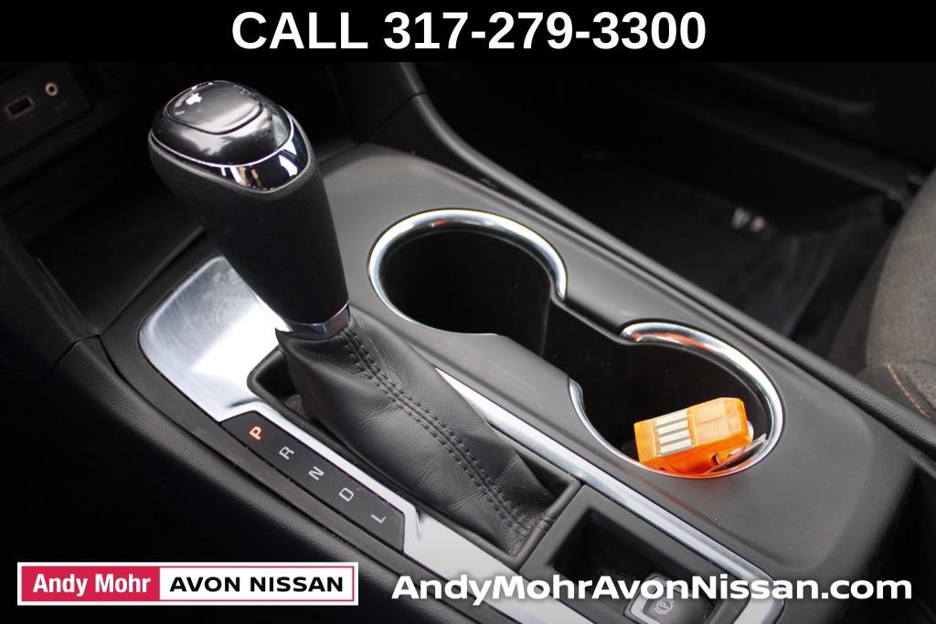 Used 2020 Chevrolet Equinox LT FWD image 39