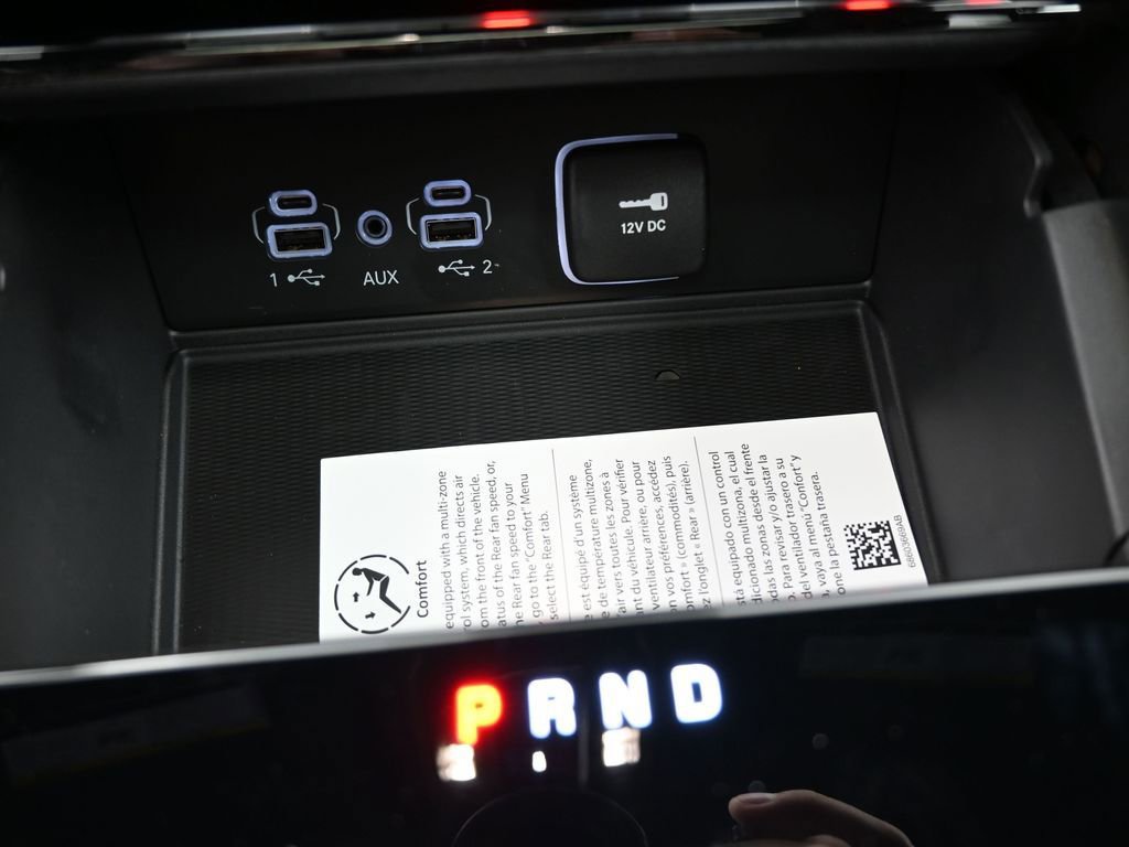 New 2025 Jeep Grand Cherokee L Altitude RWD image 31