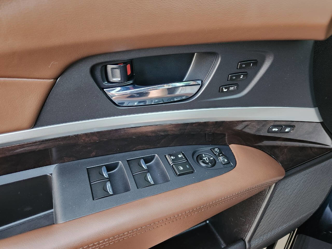 Used 2018 Acura RLX w/ Technology Package image 39