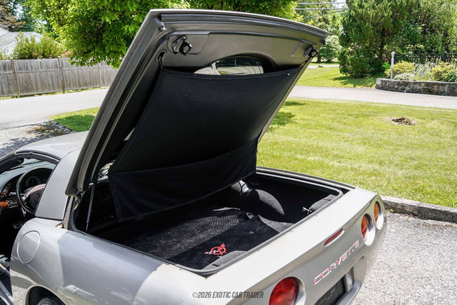 Used 2000 Chevrolet Corvette Coupe w/ Roof Pkg RWD image 63