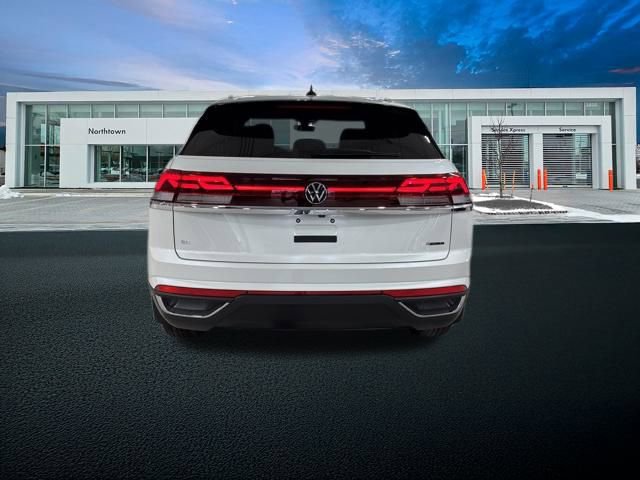 New 2026 Volkswagen Atlas Cross Sport SE image 5