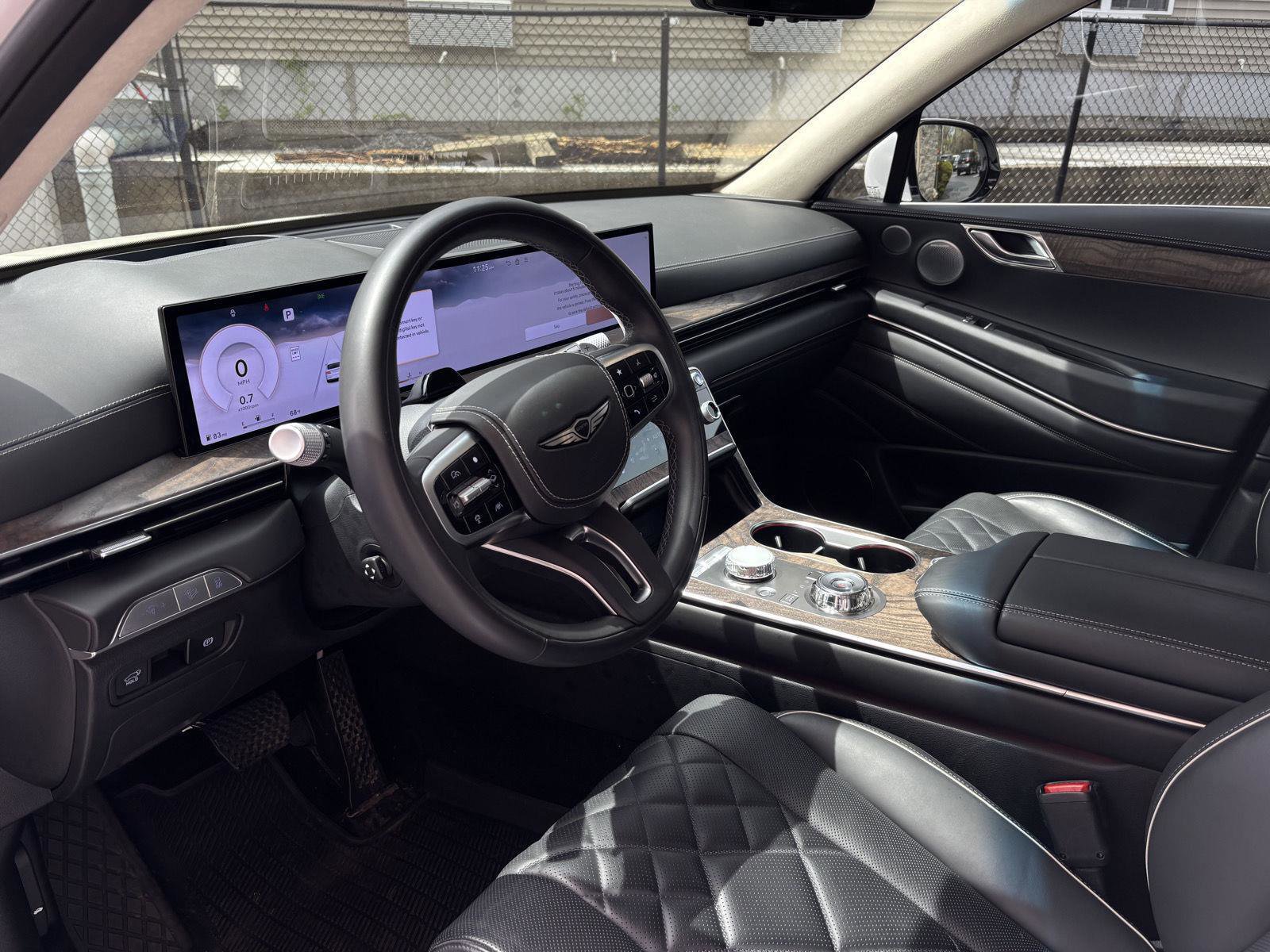 Used 2025 Genesis GV80 3.5T Prestige AWD/4WD image 8