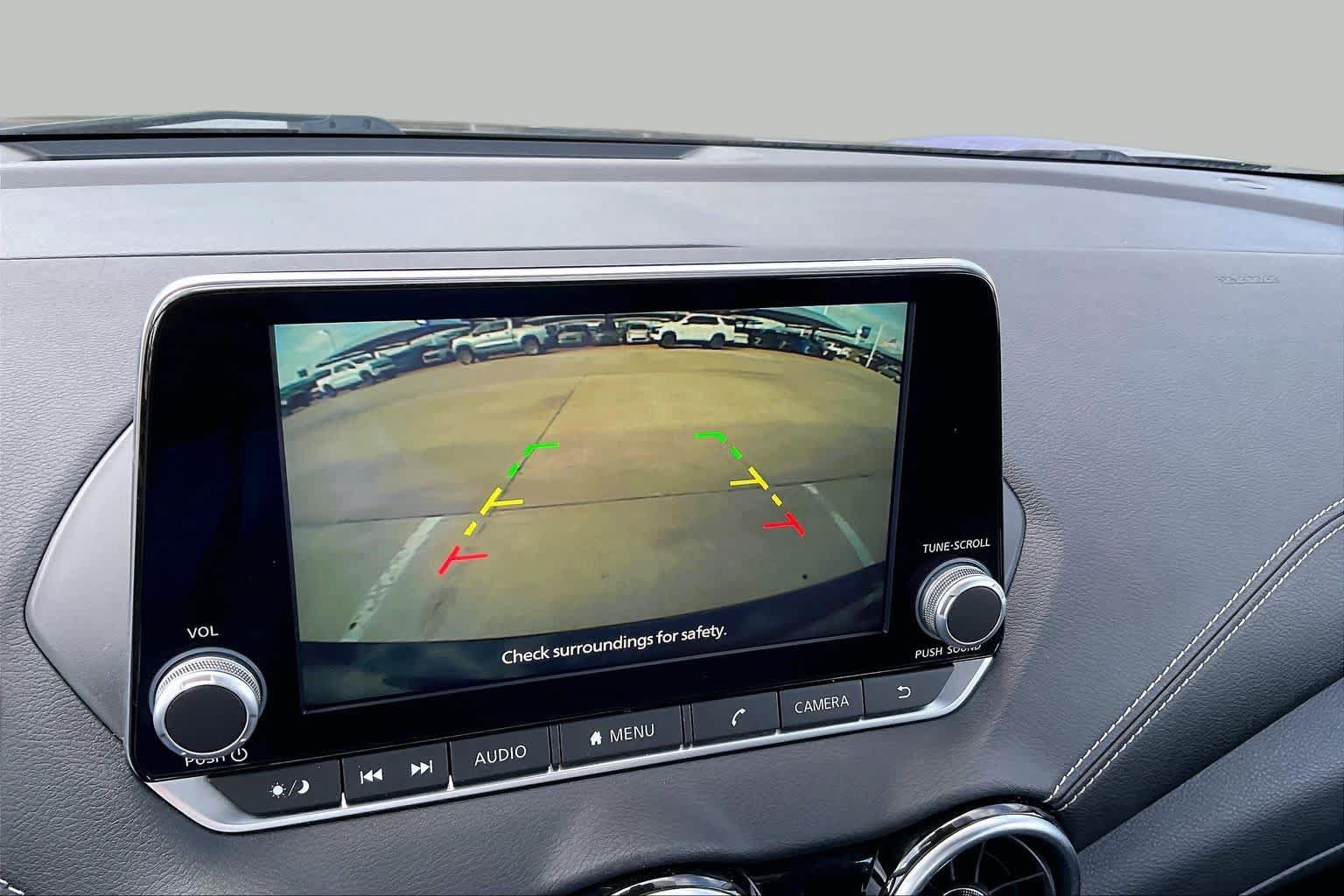 Used 2025 Nissan Sentra SV FWD image 25