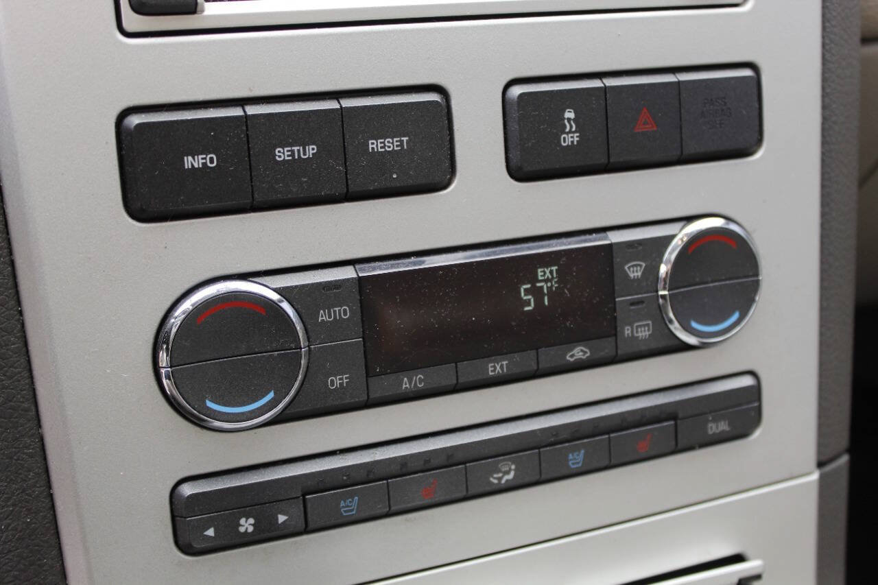 Used 2008 Lincoln MKX AWD image 27