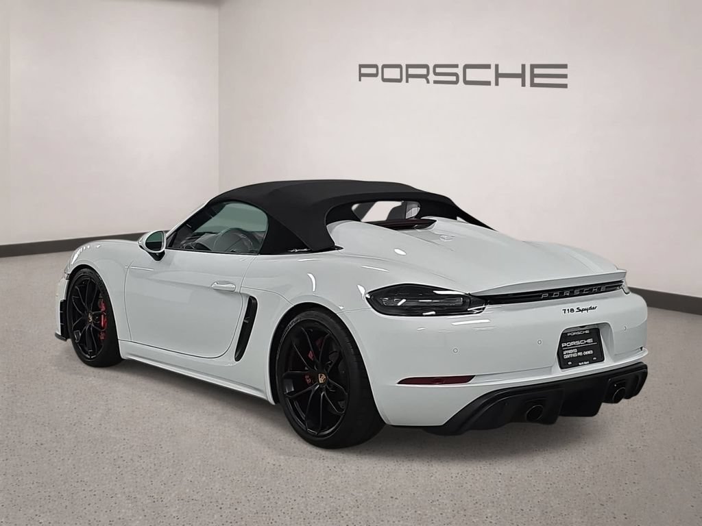 Certified 2022 Porsche 718 Boxster Spyder RWD image 3