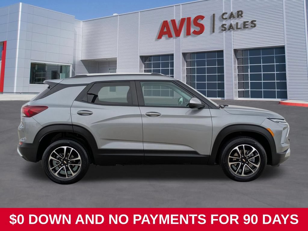 Used 2025 Chevrolet TrailBlazer LT AWD/4WD image 5