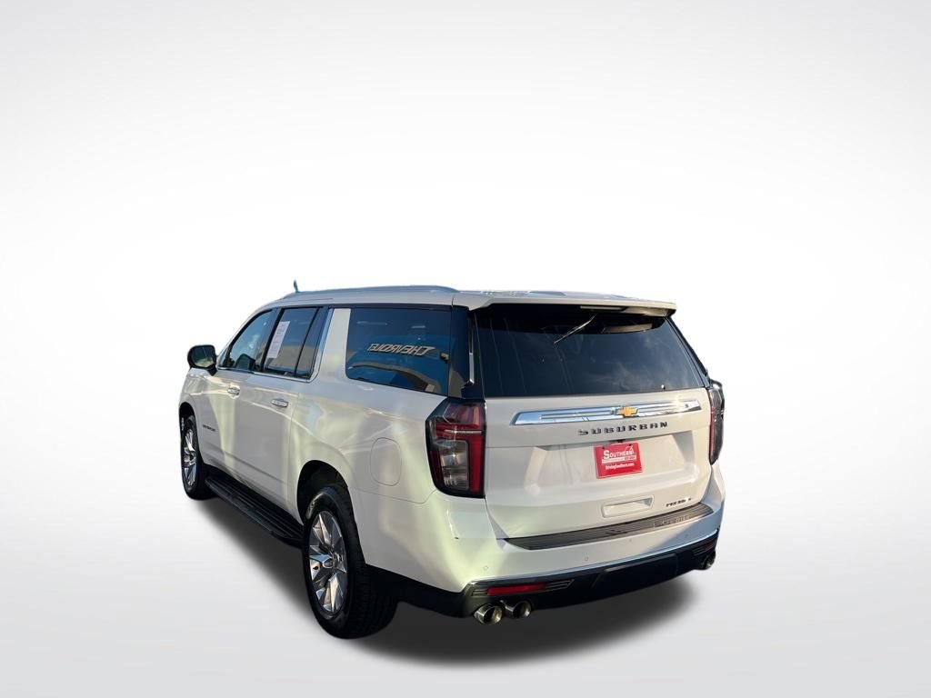 Used 2023 Chevrolet Suburban Premier image 6