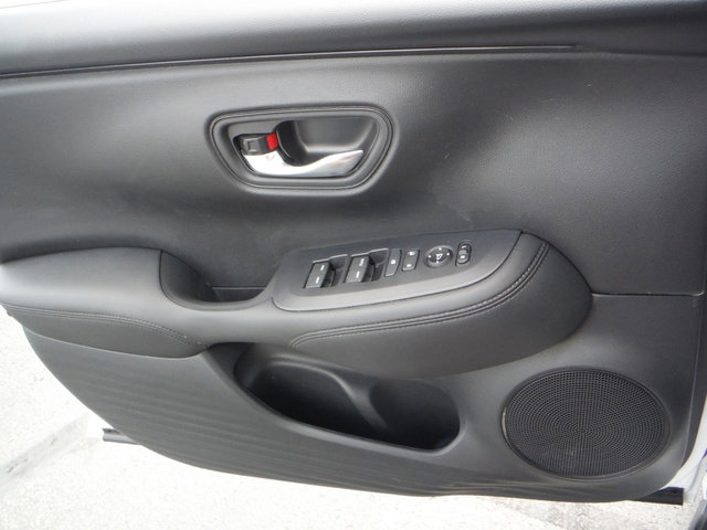 Used 2024 Honda HR-V LX image 13