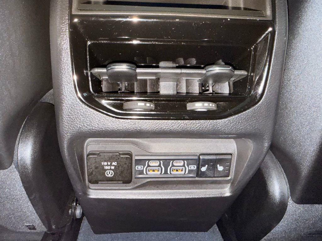 Used 2022 Jeep Grand Cherokee Limited 4xe image 18