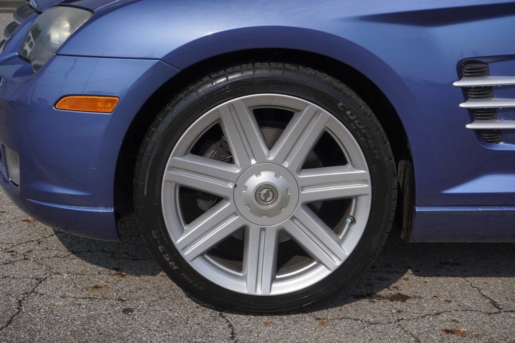 Used 2005 Chrysler Crossfire Limited RWD image 19