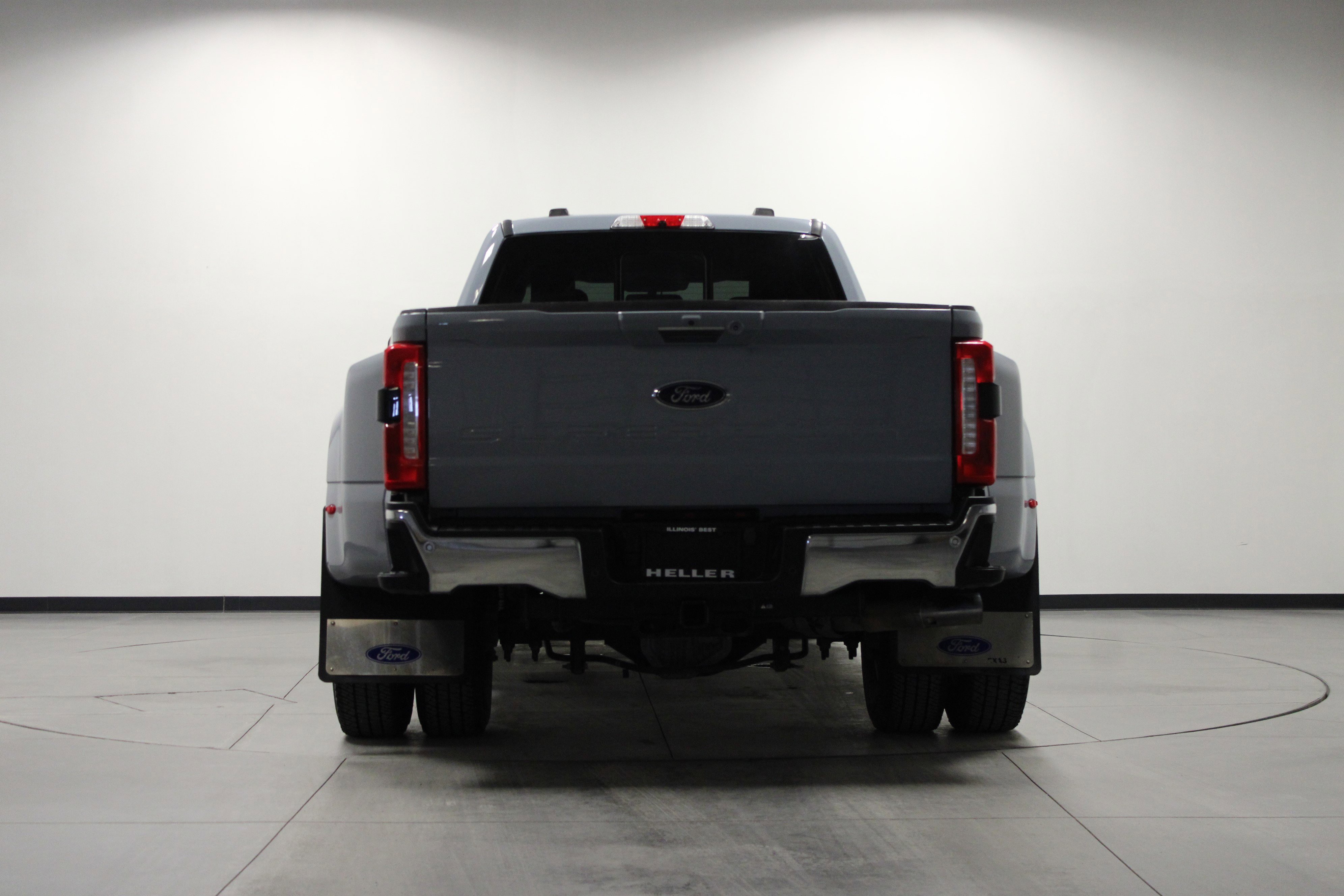 Used 2024 Ford F350 Lariat w/ Chrome Package image 5