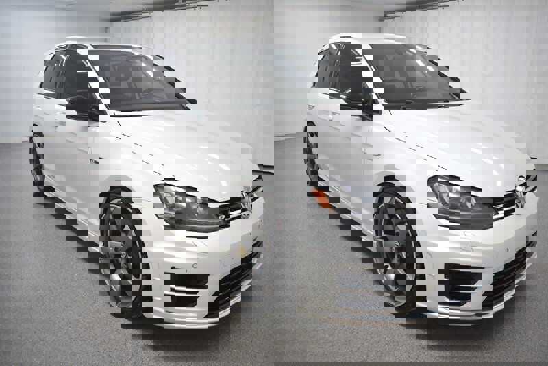 Used 2016 Volkswagen Golf R 4-Door image 1