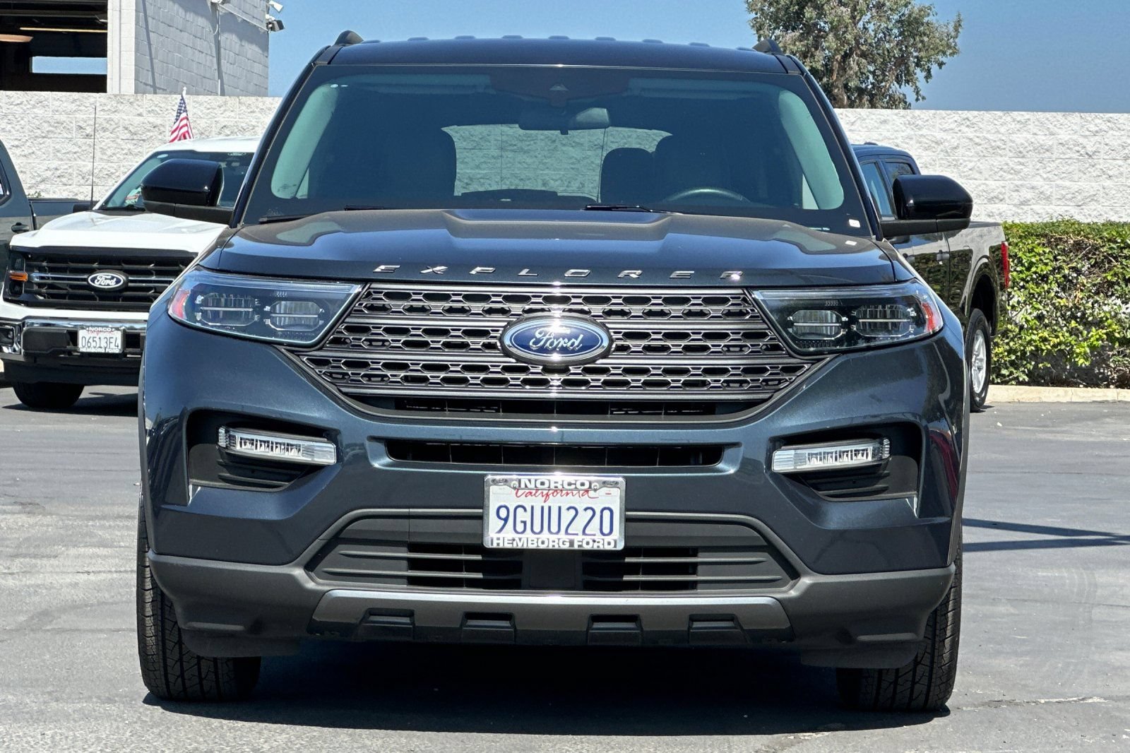Used 2023 Ford Explorer XLT w/ Equipment Group 202A RWD image 9