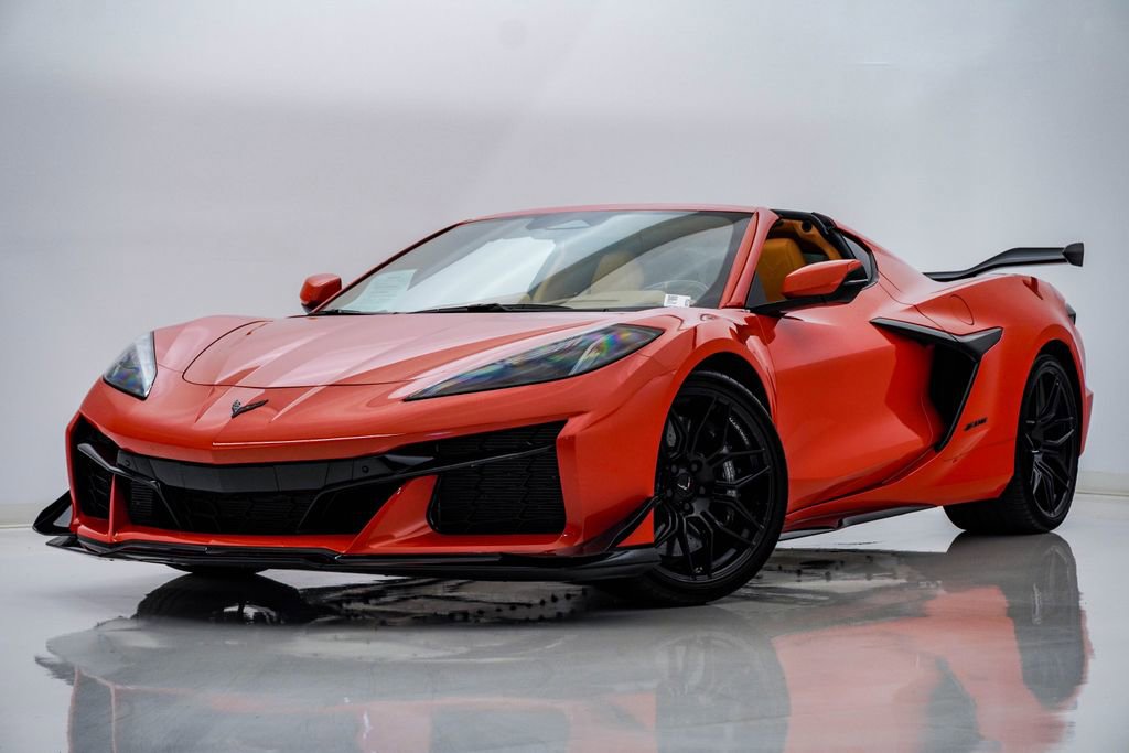 Used 2025 Chevrolet Corvette Z06 w/ Z07 Performance Package RWD image 1