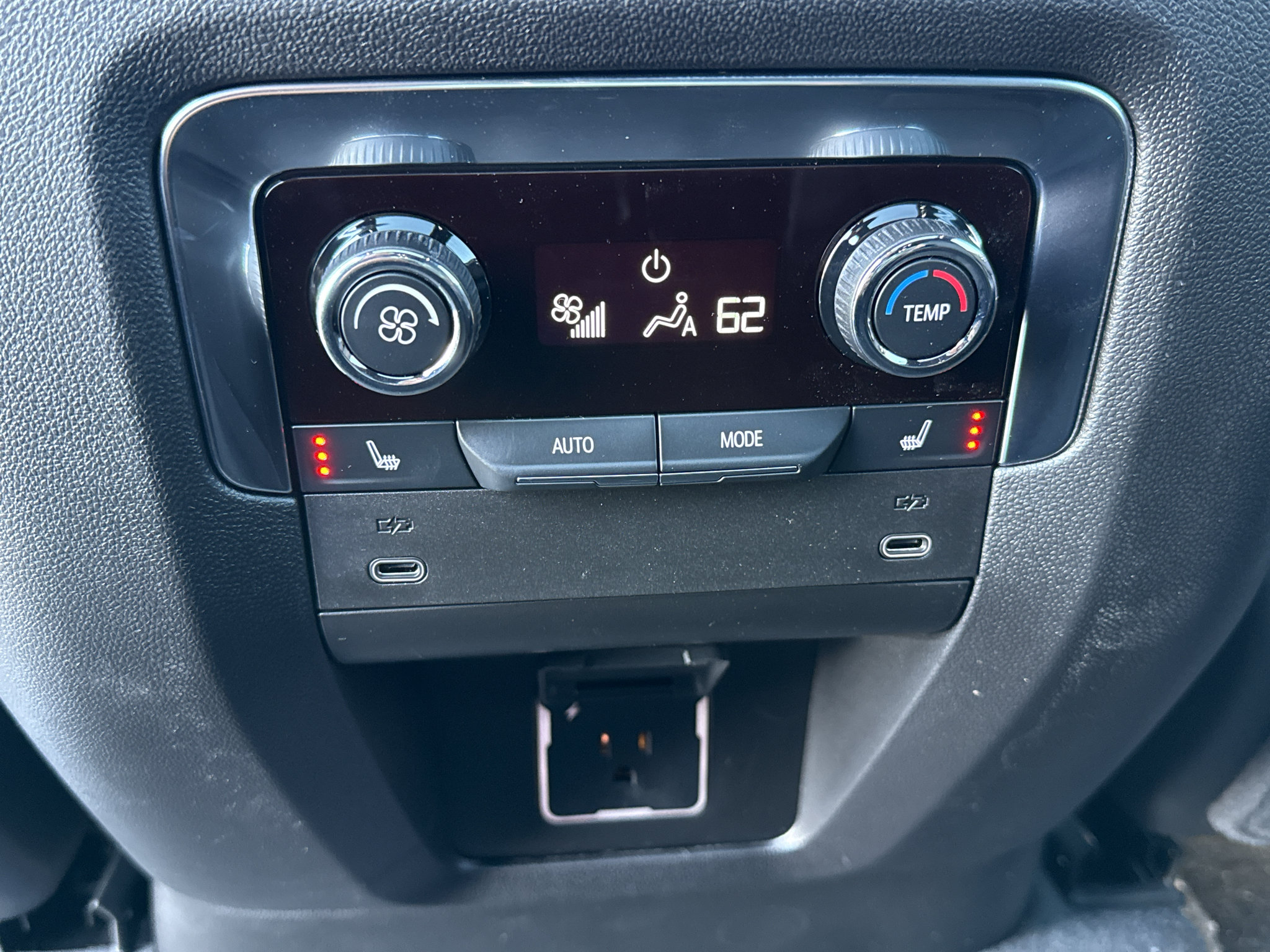 New 2026 Chevrolet Tahoe Z71 w/ Z71 Off-Road Package AWD/4WD image 40