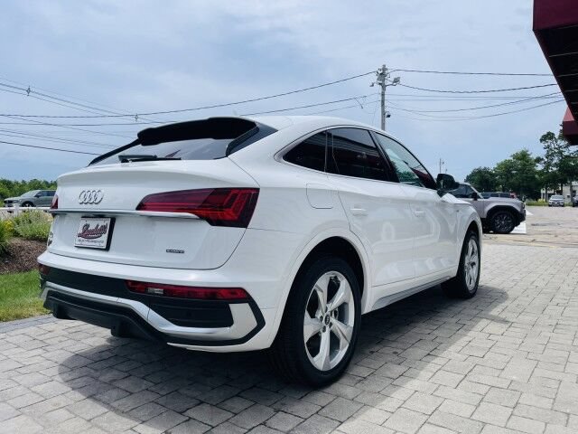 Used 2023 Audi Q5 2.0T Premium w/ Convenience Package AWD/4WD image 5